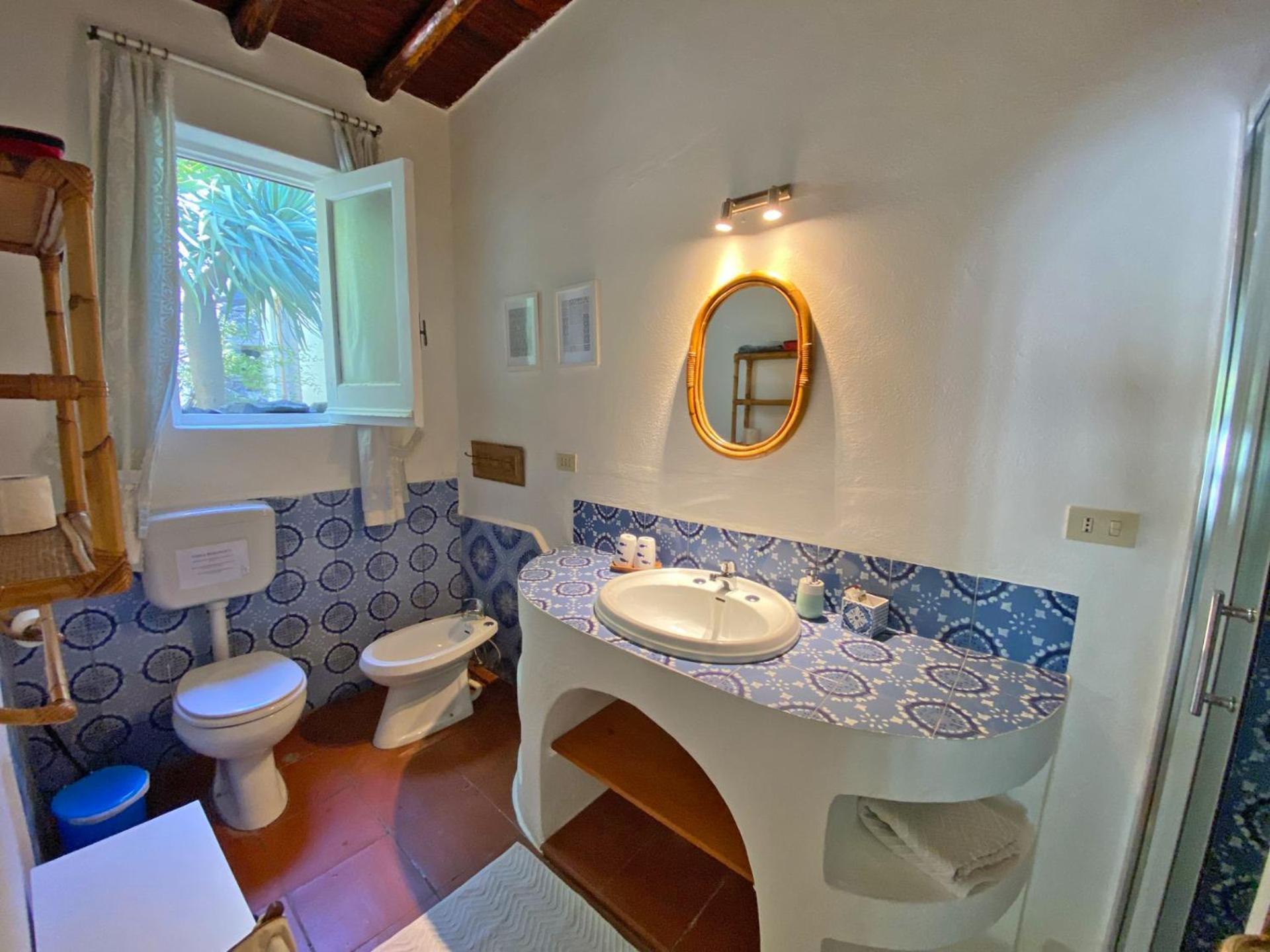 Casa Scirocco Lipari Villa Екстериор снимка
